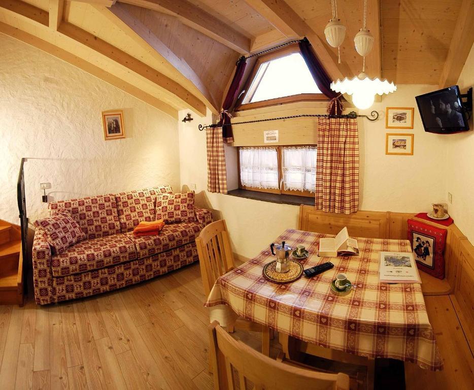 Camping Catinaccio Rosengarten Pozza di Fassa Kamer foto